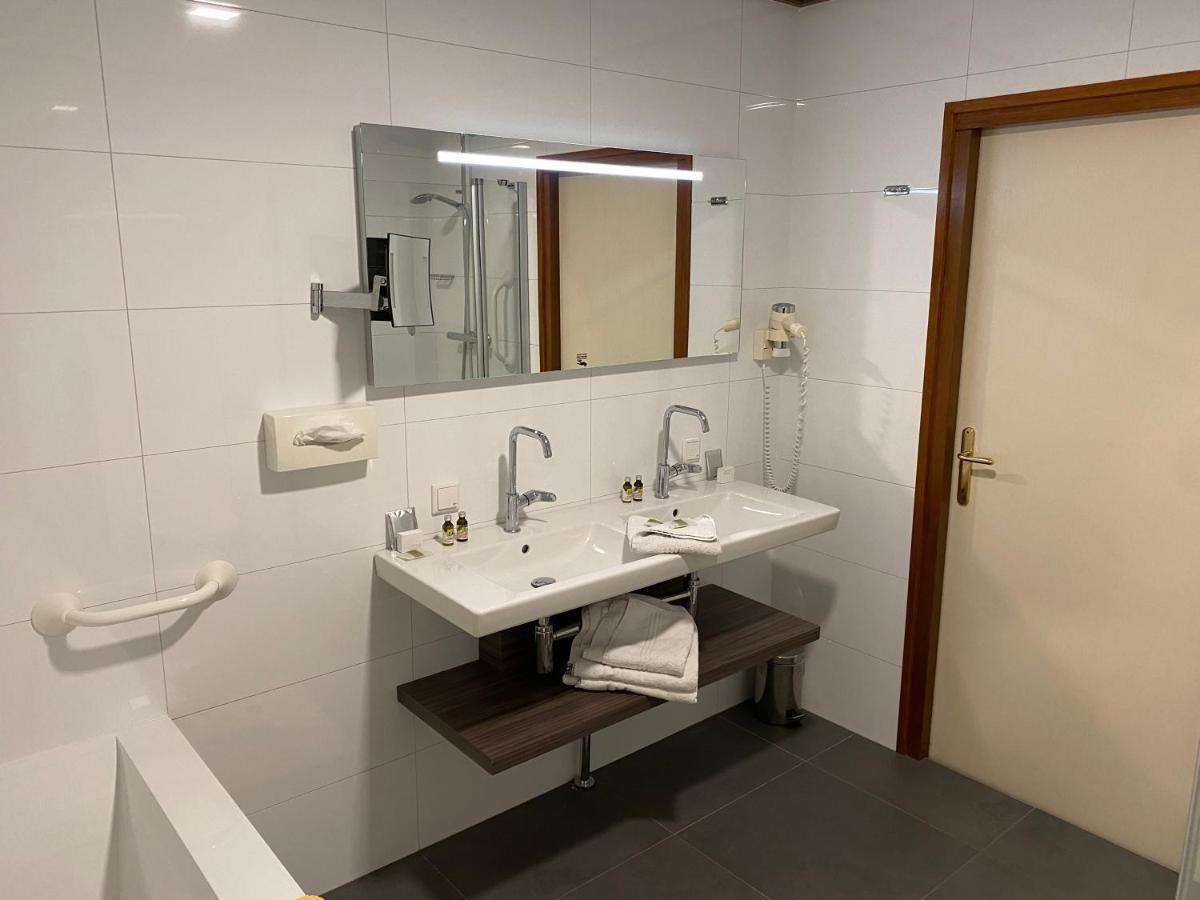 Hotel Faber Hoogezand Zewnętrze zdjęcie
